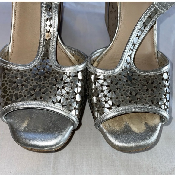 Antonio Melani Wedge Heels Women’s Size 9 M Sandals Silver Leather Cork Heel - Picture 5 of 14